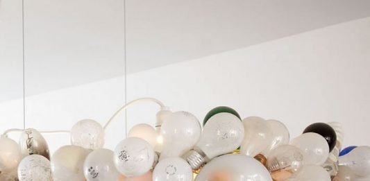DIY Upcycled Chandelier from Burnt Light Bulbs Invisible Chandelier by Castor Design – upcycleDZINE