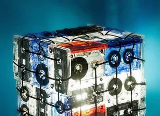 Cassette Tapes Lamp by OOO My Design – upcycleDZINE