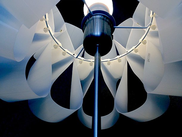 DIY: Upcycle milk container into MILKWAVES lampshade by Gilbert de Rooij – upcycleDZINE