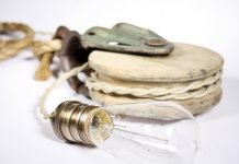 Green Pulley Light: Upcycle lighting by Former Inhabitants – upcycleDZINE