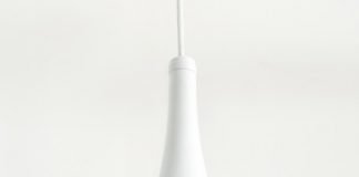 LaFlor: upcycled wine bottle lamp by Nutcreatives