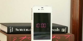 DIY: book iPhone dock by Allison – upcycleDZINE