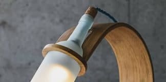 QUERCUS: Stylish Sustainable desk lamp by Max Ashford QUERCUS: Stylish Sustainable desk lamp by Max Ashford – upcycleDZINE