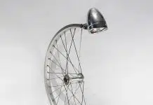 Bicycle parts desk lamp by Bespoke Spokes – upcycleDZINE