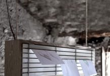 ADELA: upcycled blinds lamp by El nebot del persianer – upcycleDZINE