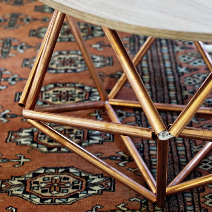 DIY: Himmeli Side Table from Copper Pipe by brittanyMakes – upcycleDZINE
