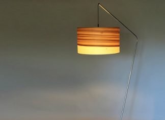 RIPAM: floor lamp with wooden beam and waste by LuxUnica RIPAM: floor lamp with wooden beam and waste by LuxUnica – upcycleDZINE