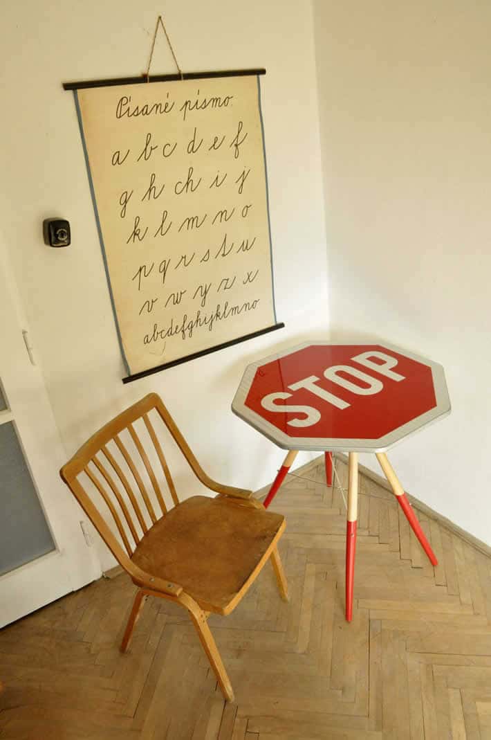 Red Stop Traffic Sign Table by Studio Repa – upcycleDZINE