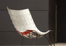 NUMBER CHAIR: old license plates upcycled by Clemens Schebiella NUMBER CHAIR: number plate furniture by Clemens Schebiella – upcycleDZINE