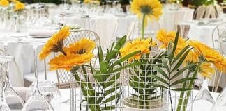 Great way to upcycle wire mesh into honest design Metal wire mesh grid vase by Benjamin Rousse | upcycleDZINE