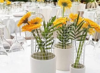 Metal wire mesh grid vase by Benjamin Rousse | upcycleDZINE