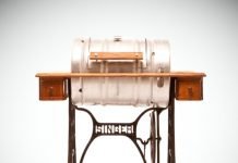 Intriguing upcycle combination: sewing table and a beer barrel Beer barbecue: sewing table and a beer barrel by Schrootmeester | upcycleDZINE