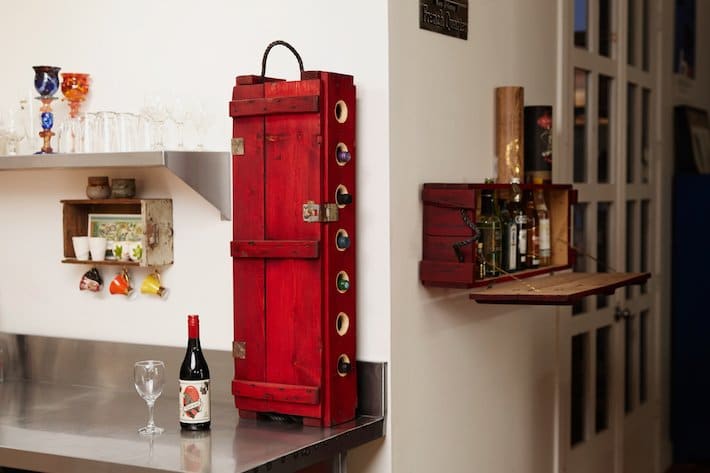 Boites de la paix - Peace Box wine rack and mini bar versions | upcycleDZINE