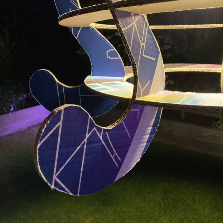 Samsung TV cardboard box lampshade BoxCrown XL close-up lower part | upcycleDZINE